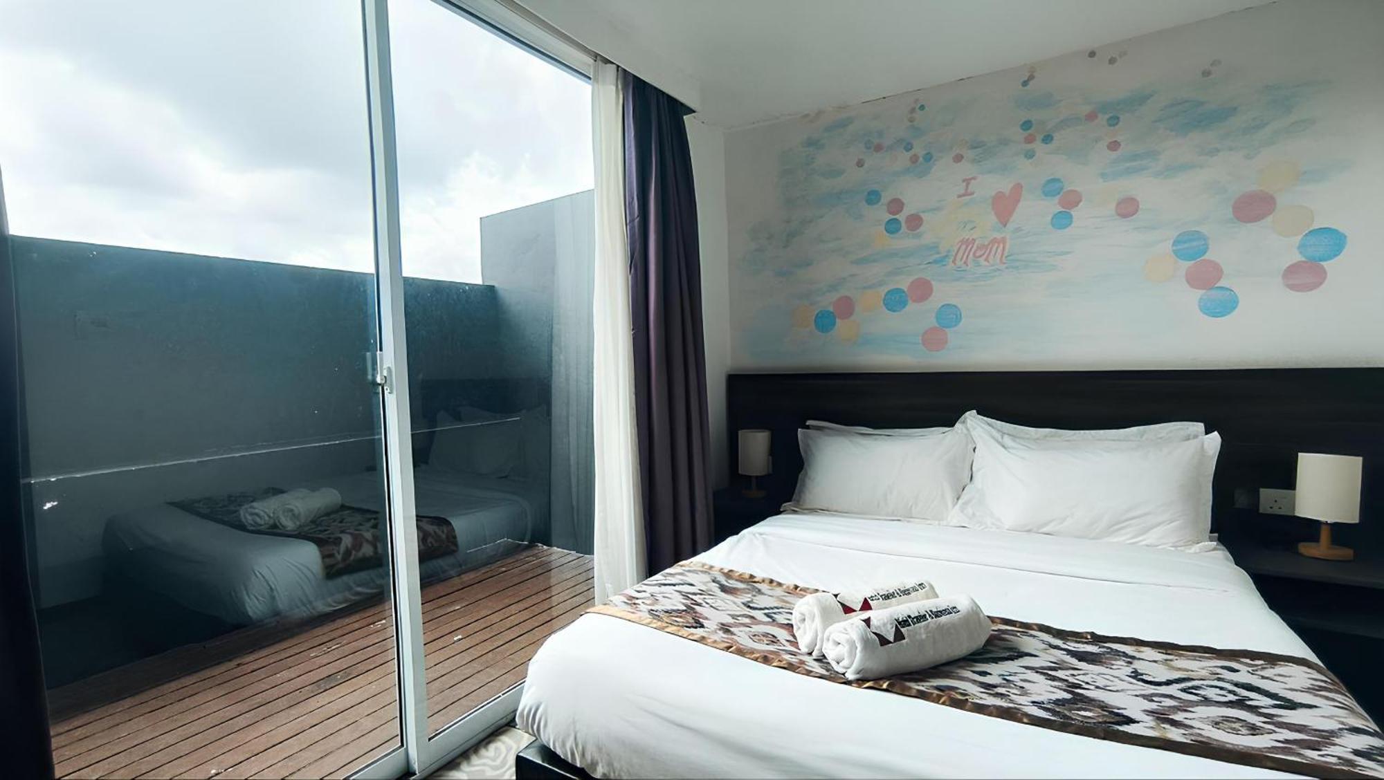 Natol Hotel 古晋 外观 照片